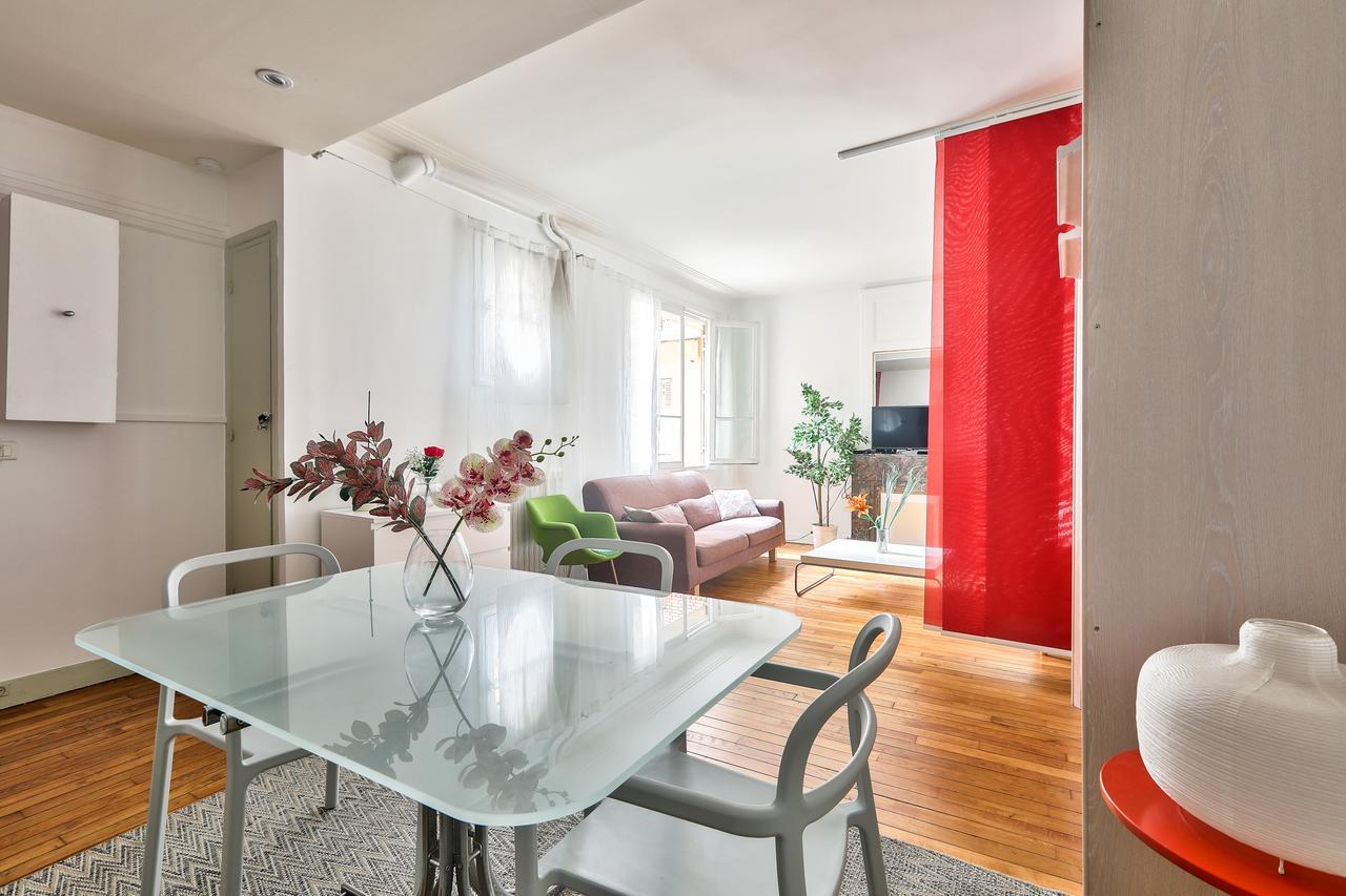 Dulong - Batignolles Apartment